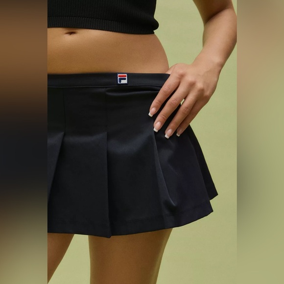FILA x HAILEY BIEBER Pleated Mini Skirt - Size 6 - NWT!! women’s skirts dress - Picture 9 of 9